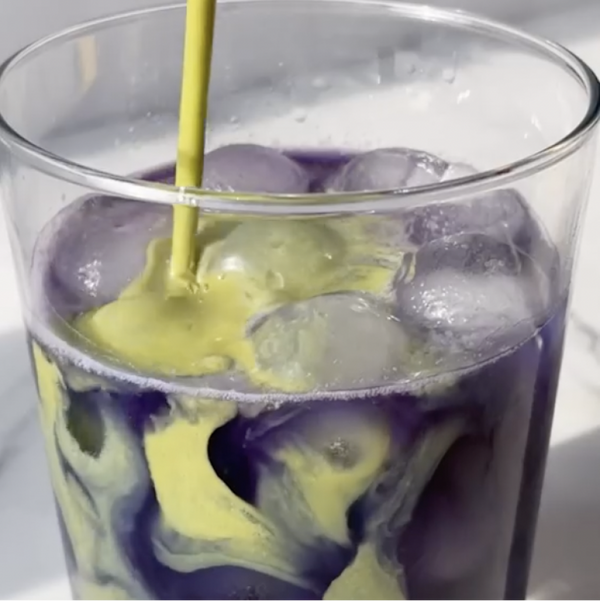 Butterfly Pea Flower Matcha Latte - Clevr Blends
