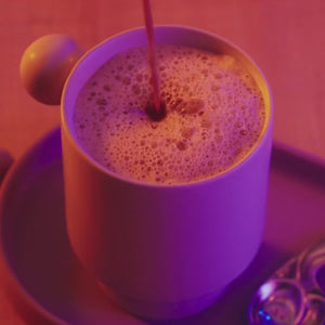Clevr SuperLatte pouring into a mug